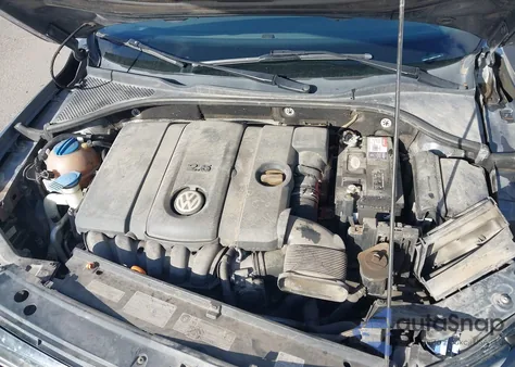 2013 Volkswagen Passat 2.5L S z USA, uszkodzony, nr VIN 1VWAP7A32DC033665